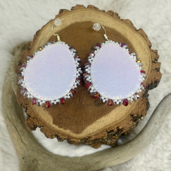 Beaded Native Earrings - Picture 2 of 6